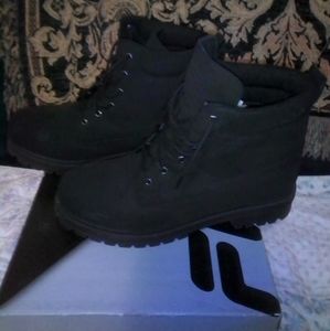 FILA BLACK HIGH TOP BOOTS